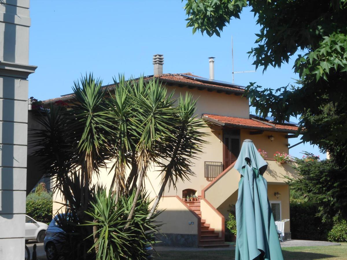 Casa Vacanze Orsi Лукка Экстерьер фото