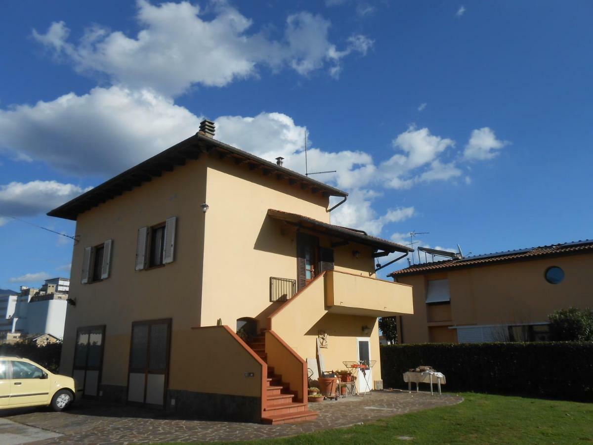 Casa Vacanze Orsi Лукка Экстерьер фото