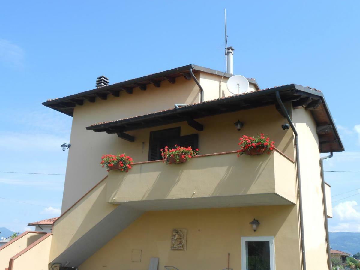 Casa Vacanze Orsi Лукка Экстерьер фото