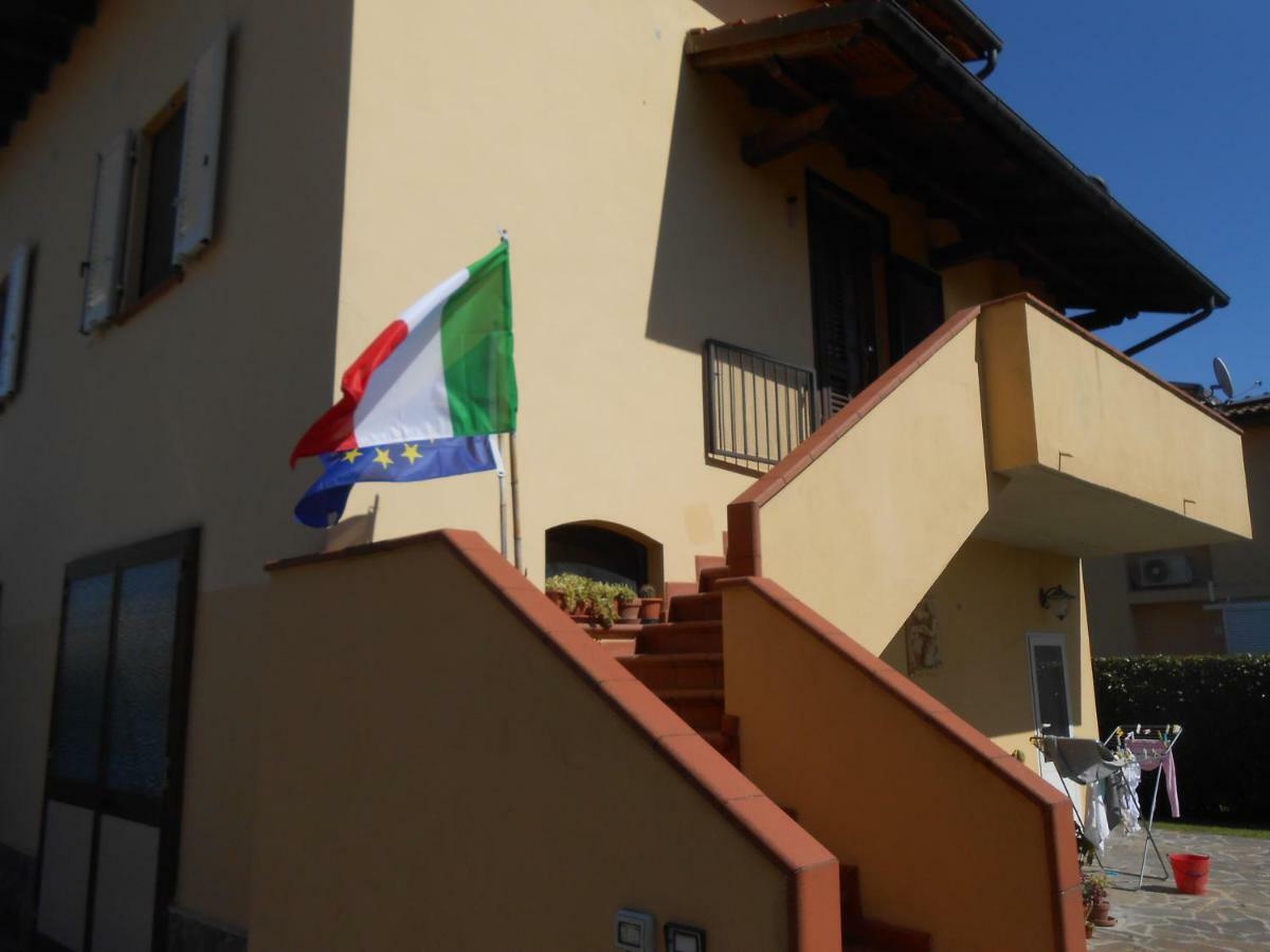 Casa Vacanze Orsi Лукка Экстерьер фото